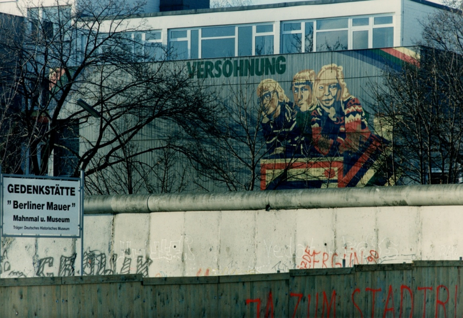 Foto von einem Schild im ehemaligen Grenzstreifen