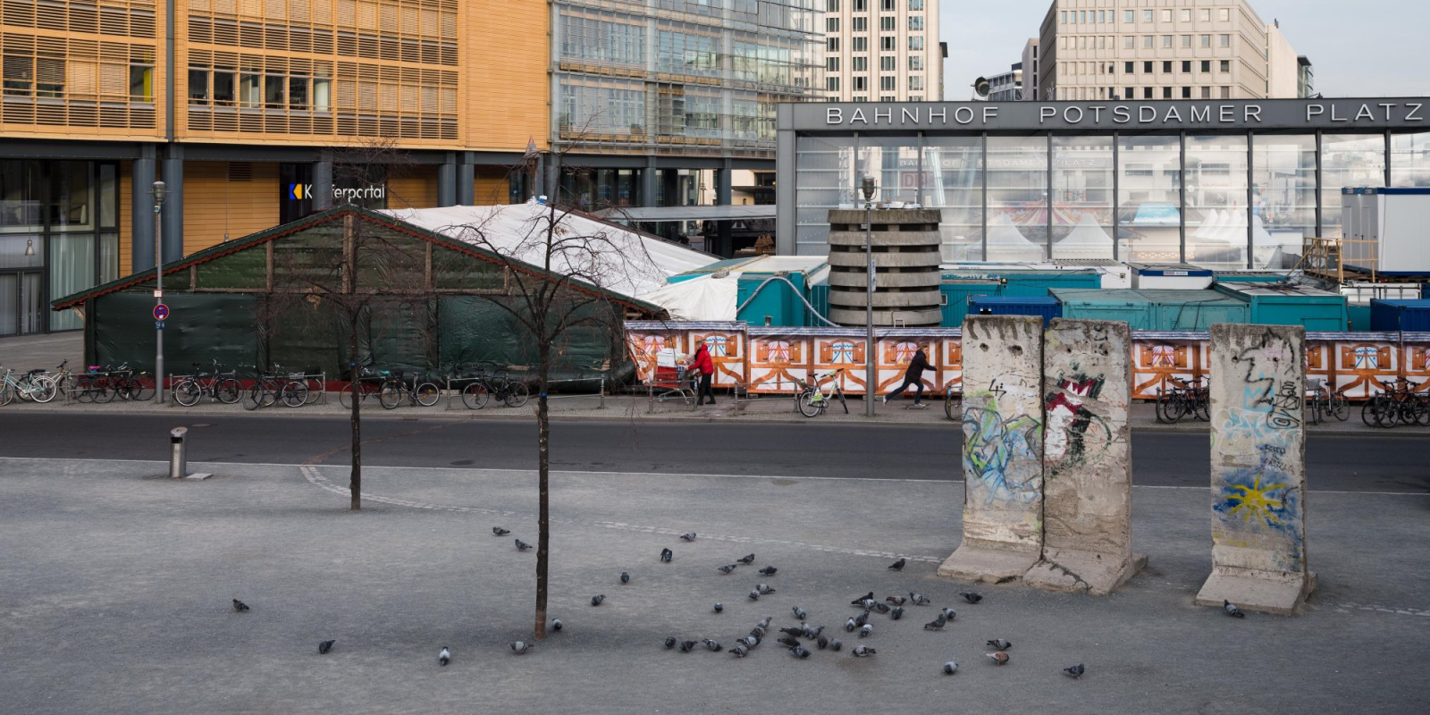 Foto von Mauerteilen am Potsdamer Platz