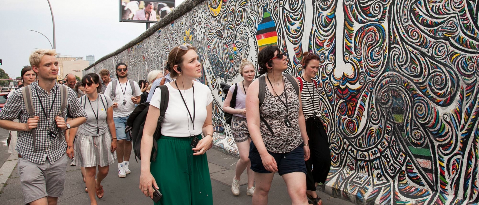 Group of visitors at the East Side Gallery